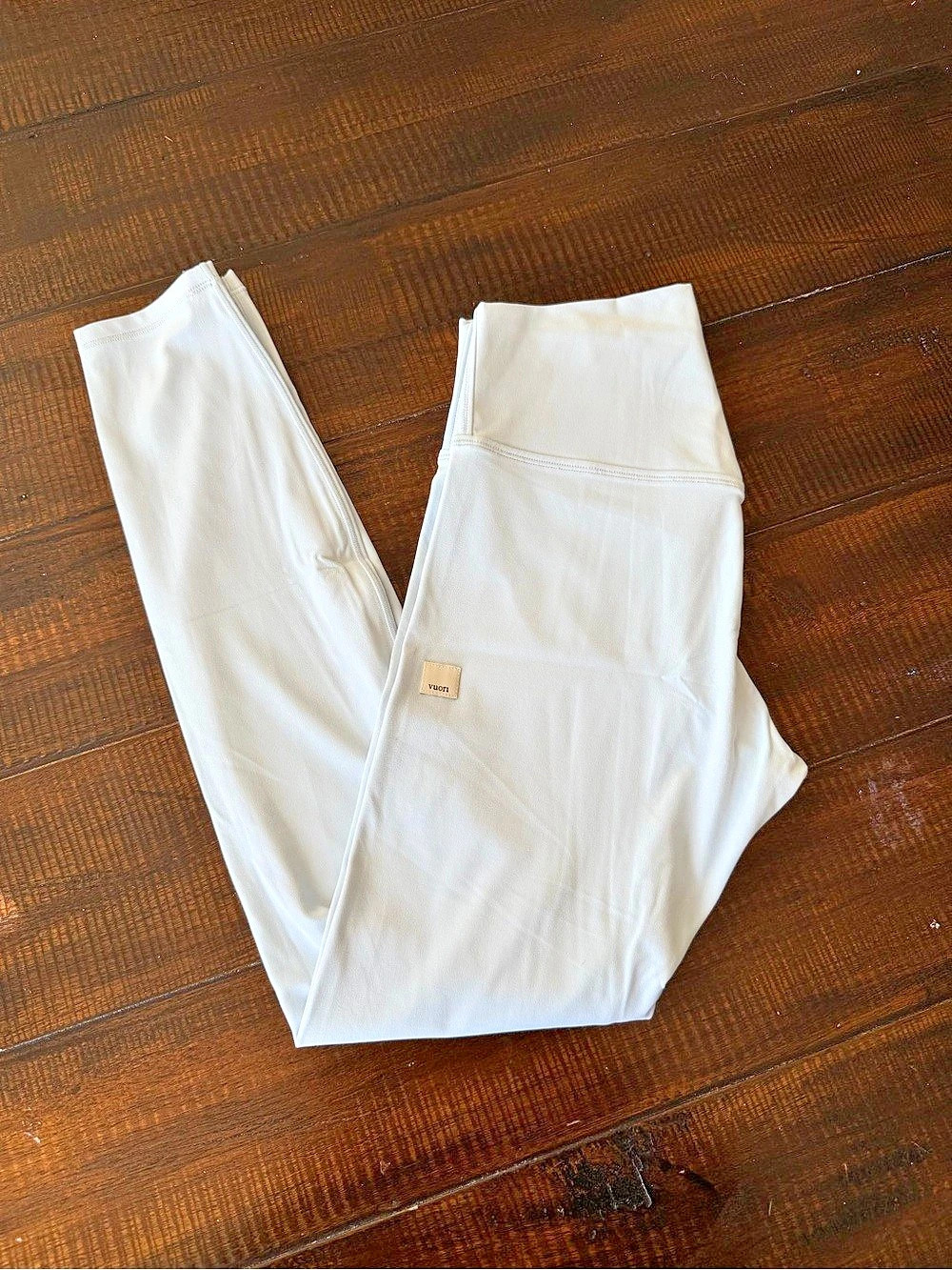 Vuori Daily all the form light blue Leggings